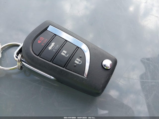 Toyota Corolla Hybrid Le 2024 JTDBCMFE3R3048792 Image 11
