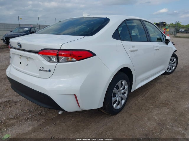 Toyota Corolla Hybrid Le 2024 JTDBCMFE3R3048792 Image 4