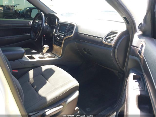 1C4RJEAG2GC386684 Jeep Grand Cherokee Laredo