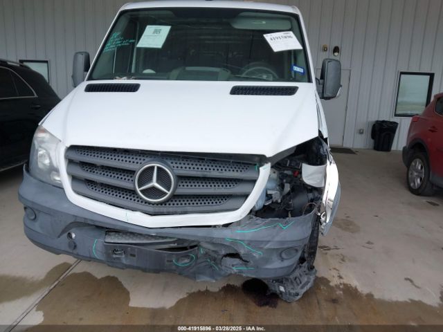 WD3PE7CD7HP561915 Mercedes-Benz Sprinter 2500 Standard Roof V6