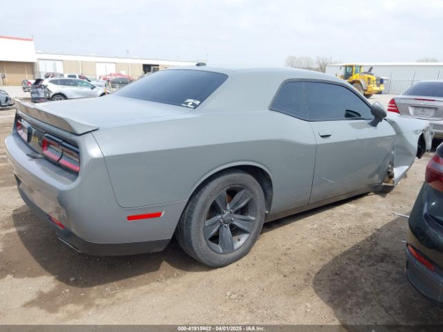 2C3CDZAG9JH229506 Dodge Challenger Sxt