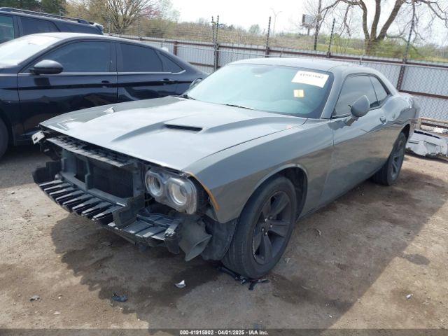 2C3CDZAG9JH229506 Dodge Challenger Sxt