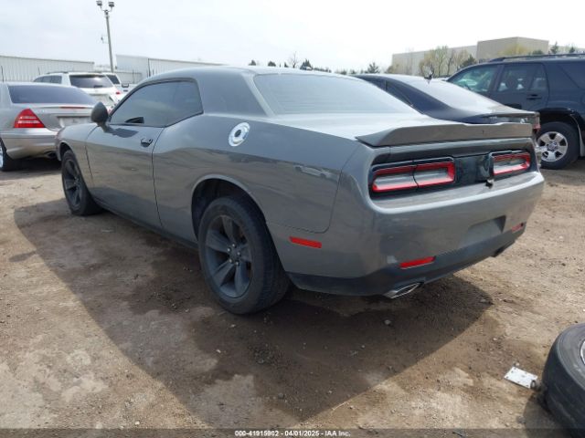 2C3CDZAG9JH229506 Dodge Challenger Sxt