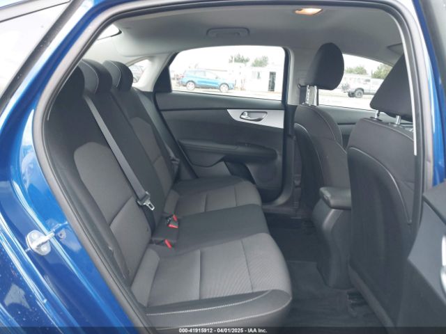 3KPF24AD1RE797103 KIA Forte Lxs