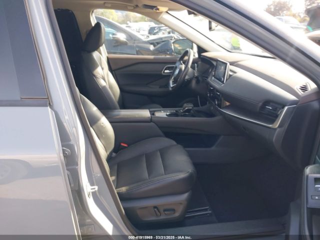 5N1AT3CA3MC780173 Nissan Rogue Sl Fwd