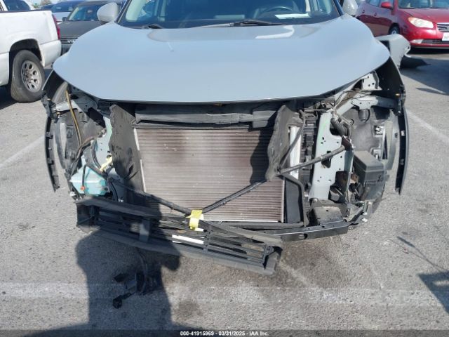 5N1AT3CA3MC780173 Nissan Rogue Sl Fwd