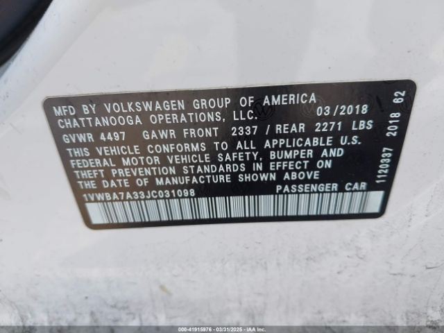1VWBA7A33JC031098 Volkswagen Passat 2.0t Se