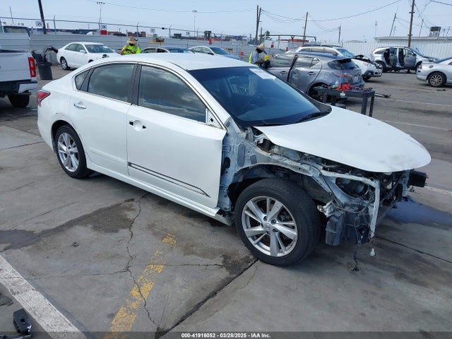2014 1N4AL3AP7EC274865 main image