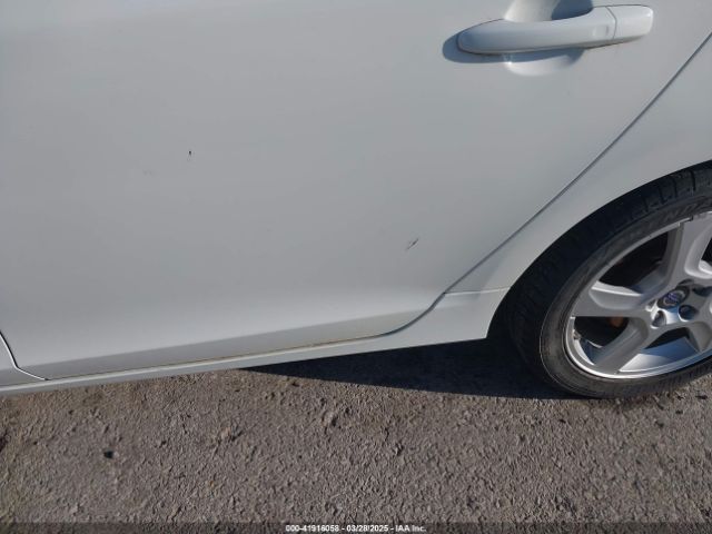 2013 VOLVO S60 YV1612FS8D1232707 Photo 5