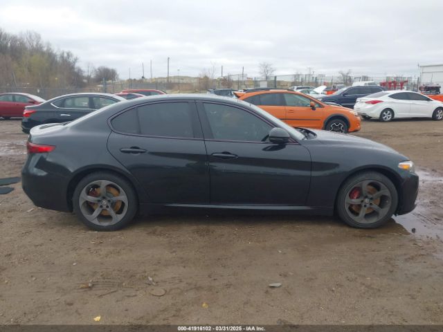 ZARFAEDN3J7578523 Alfa Romeo Giulia Awd