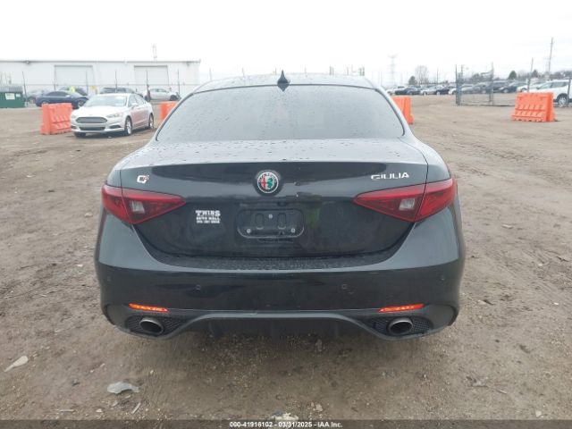 ZARFAEDN3J7578523 Alfa Romeo Giulia Awd