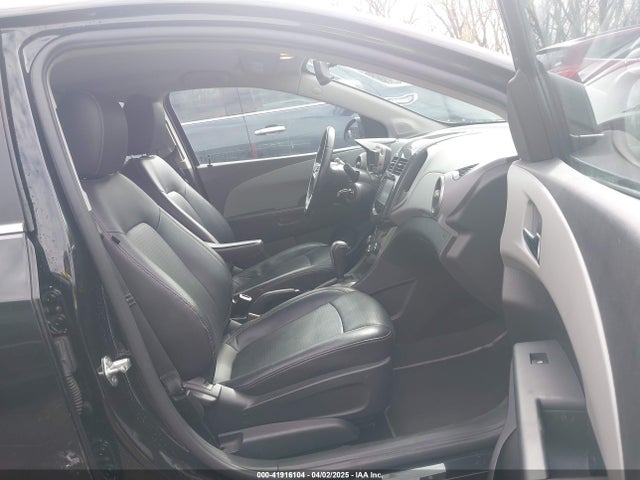 1G1JE6SBXE4212257 Chevrolet Sonic Ltz Auto