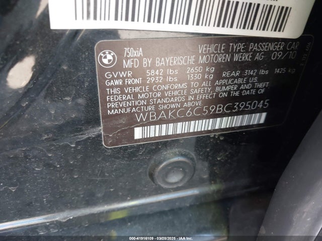 41916109 :رقم المزاد ، WBAKC6C59BC395045 vin ، 2011 Bmw 750i Xdrive مزاد بيع