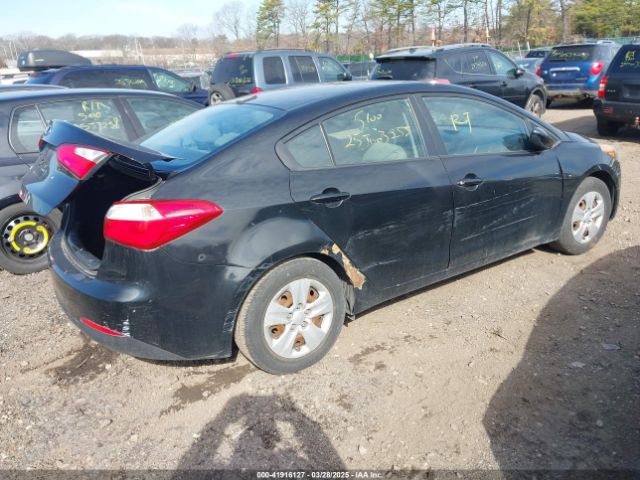 KNAFK4A69F5432271 KIA FORTE LX