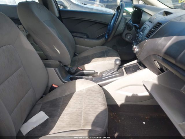 KNAFK4A69F5432271 KIA FORTE LX