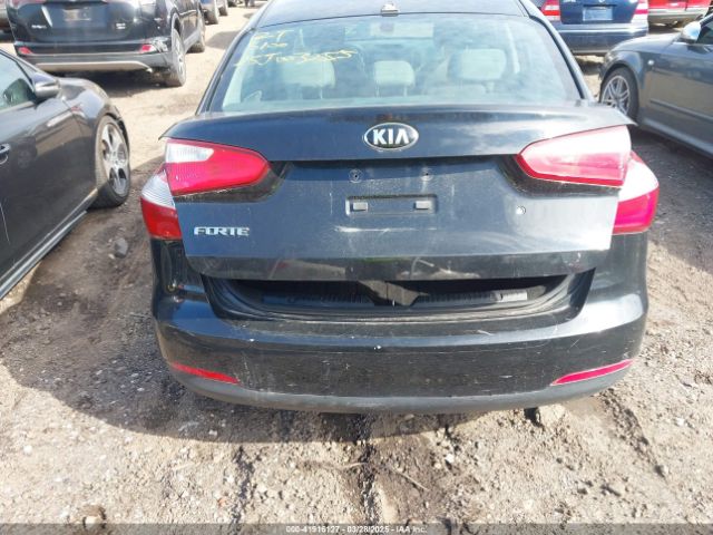 KNAFK4A69F5432271 KIA FORTE LX