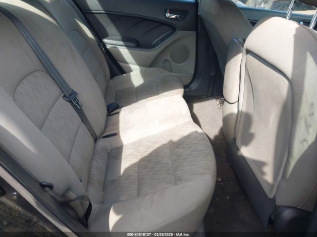 KNAFK4A69F5432271 KIA FORTE LX