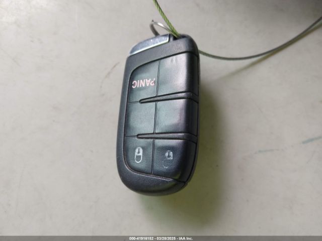 ZACCJABB5JPJ26670 Jeep Renegade Latitude Fwd