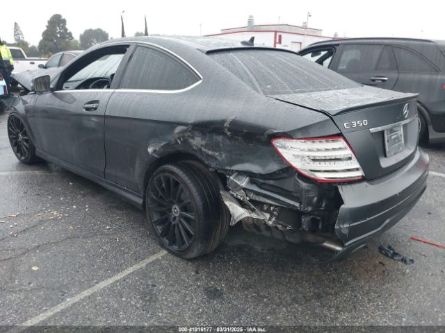 2013 MERCEDES-BENZ C 350 WDDGJ5HBXDF958795 Photo 2