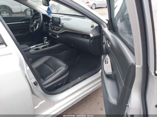 1N4BL4EV9LC137121 Nissan Altima Sl Fwd