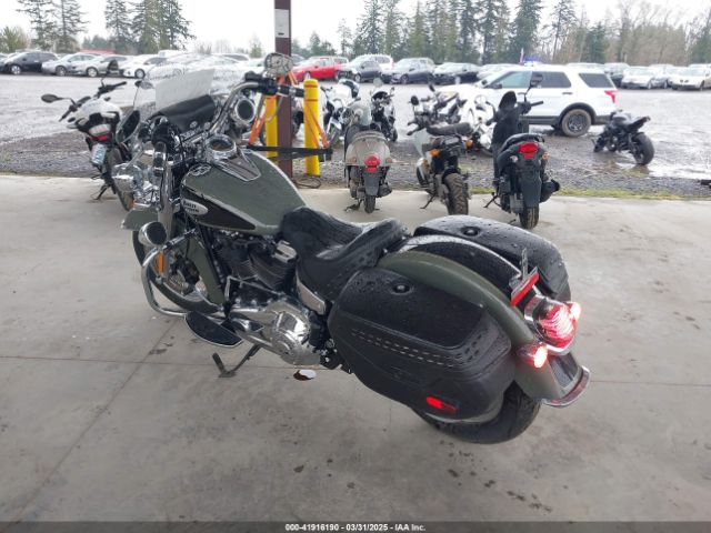 2021 HARLEY-DAVIDSON FLHC 1HD1YAJ1XMB018086 Photo 2