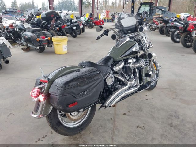 2021 HARLEY-DAVIDSON FLHC 1HD1YAJ1XMB018086 Photo 3