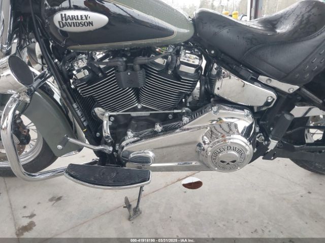 2021 HARLEY-DAVIDSON FLHC 1HD1YAJ1XMB018086 Photo 8