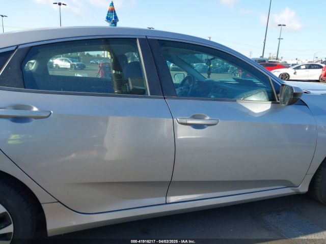 2HGFC2F50GH577635 Honda Civic Lx