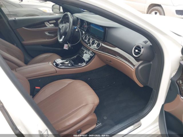 WDDZF4JB6HA221868 Mercedes-Benz E 300