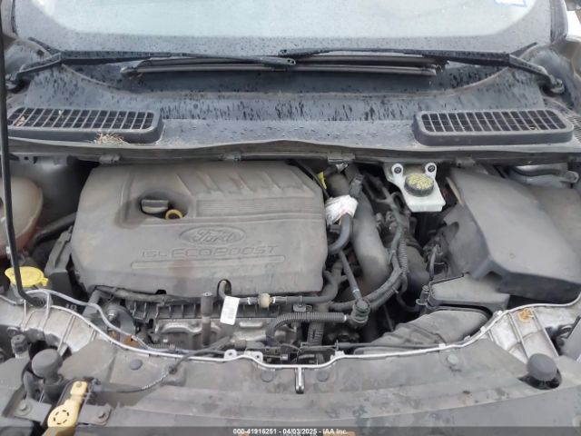 1FMCU0JD1HUB59936 Ford Escape Titanium