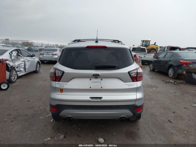 1FMCU0JD1HUB59936 Ford Escape Titanium