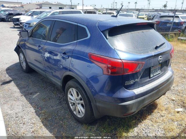 JN1BJ1CP5JW195132 Nissan Rogue Sport S