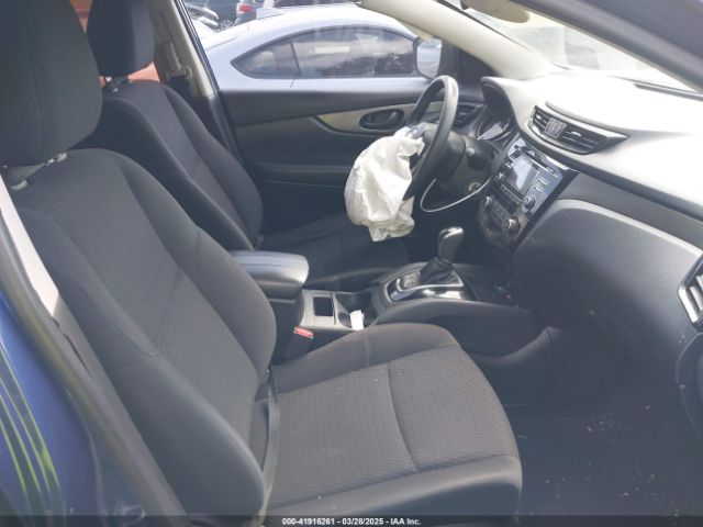 JN1BJ1CP5JW195132 Nissan Rogue Sport S