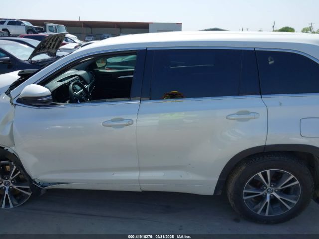 5TDZZRFH6HS227183 Toyota Highlander Le