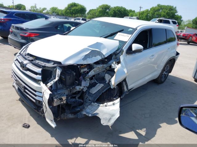 5TDZZRFH6HS227183 Toyota Highlander Le