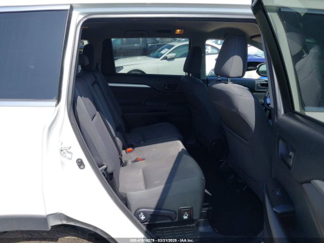 5TDZZRFH6HS227183 Toyota Highlander Le