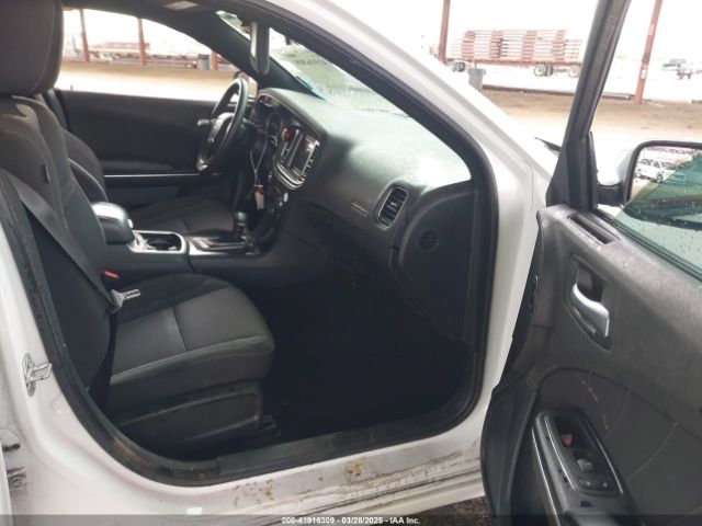 2019 DODGE CHARGER 2C3CDXBGXKH754594 Photo 4