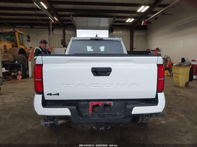 3TMLB5JN2SM090394 Toyota Tacoma Trd Sport 4wd