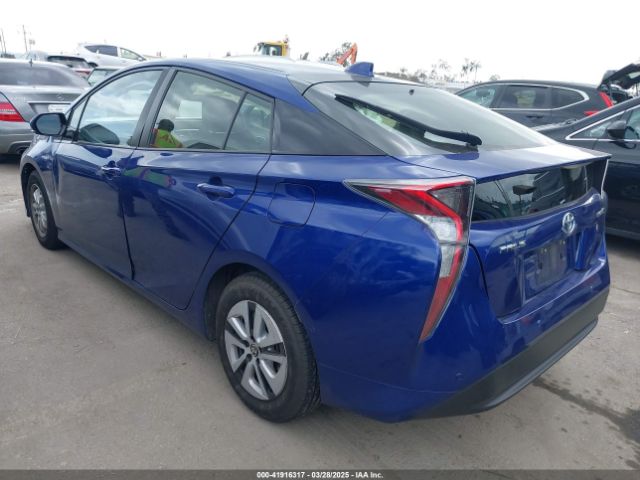 JTDKARFU2G3527602 Toyota Prius Four