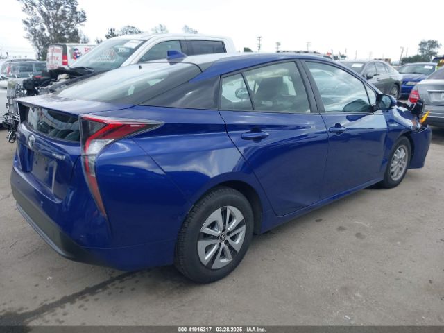 JTDKARFU2G3527602 Toyota Prius Four