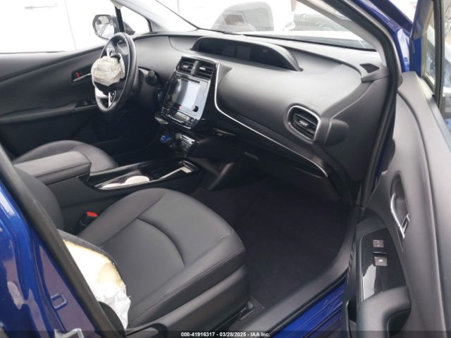 JTDKARFU2G3527602 Toyota Prius Four