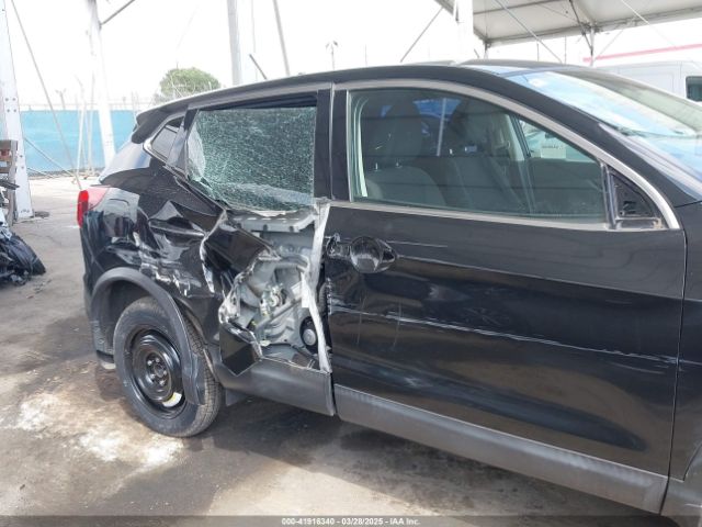 JN1BJ1CP8KW227072 Nissan Rogue Sport S