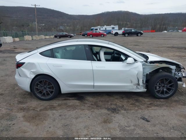 5YJ3E1EA5KF509334 Tesla MODEL 3