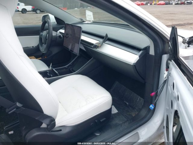 5YJ3E1EA5KF509334 Tesla MODEL 3