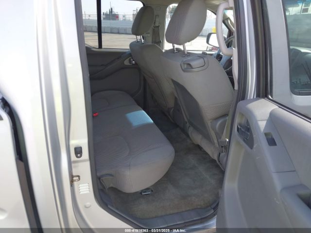 1N6AD0ER0EN727159 Nissan Frontier Sv