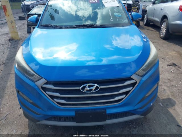 KM8J33A26HU561526 Hyundai Tucson Value