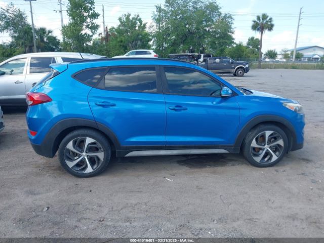 KM8J33A26HU561526 Hyundai Tucson Value