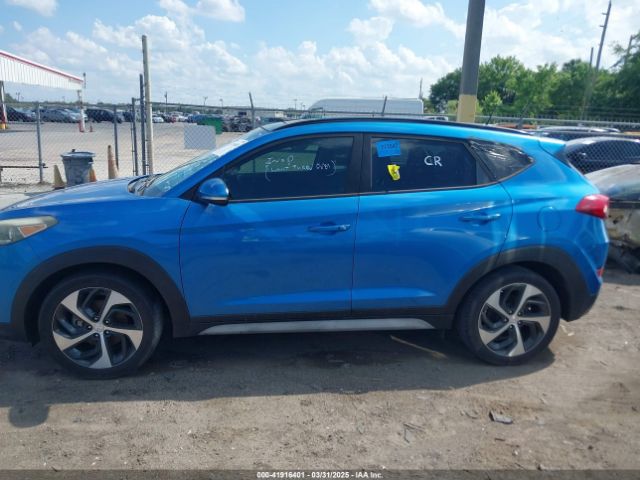 KM8J33A26HU561526 Hyundai Tucson Value