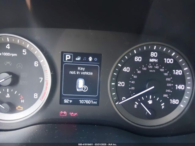 KM8J33A26HU561526 Hyundai Tucson Value