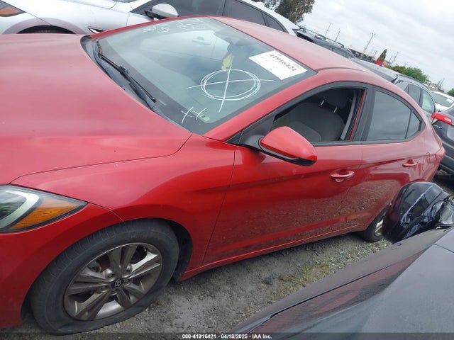 5NPD84LF1HH101015 Hyundai ELANTRA SE